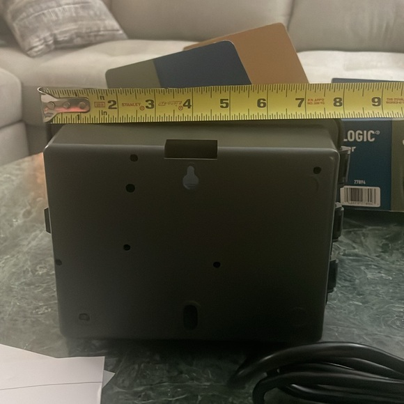 Orbit 4 Station Easy-Set Logic Sprinkler Timer Indoor/Outdoor - Picture 11 of 13